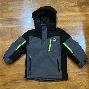 Gerry Weber Kids Puffer Jacket in Gray and Black with Neon Green Accents